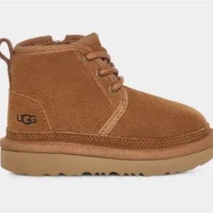 UGG toddler Neumel boot size 8